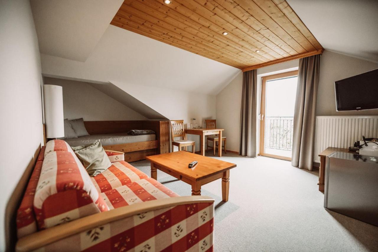 Weinhotel Maitz Wolfgang Ratsch an der Weinstrasse Ngoại thất bức ảnh